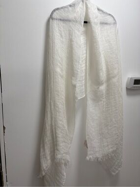Sasso + Smyth Lightweight White 100% Linen Scarf Wrap coastal beach